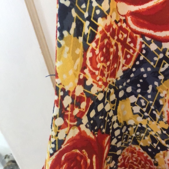 Lularoe perfect tee - Picture 3 of 3